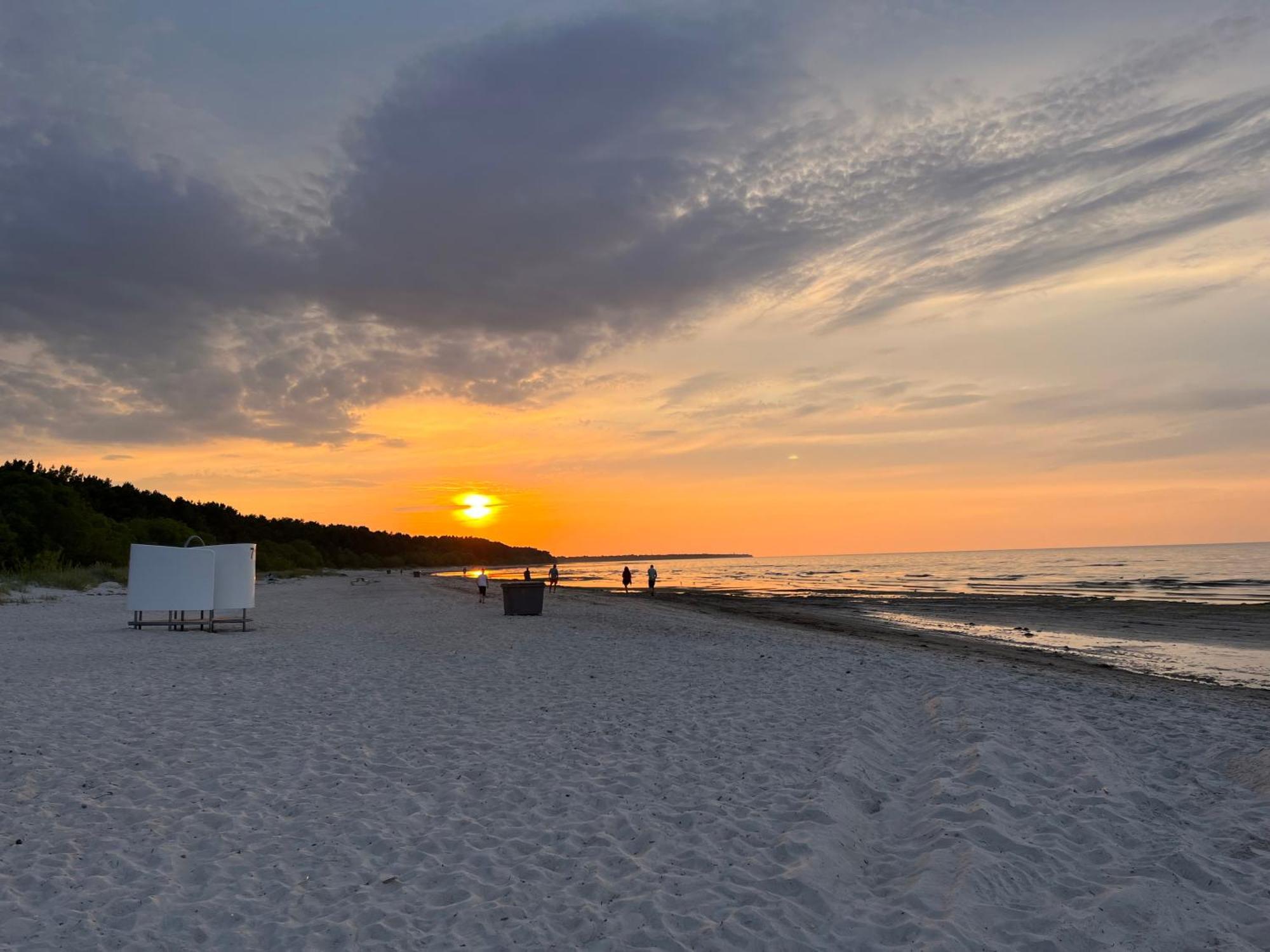 Auglu Ielas Pirts Maja Jūrkalne Esterno foto