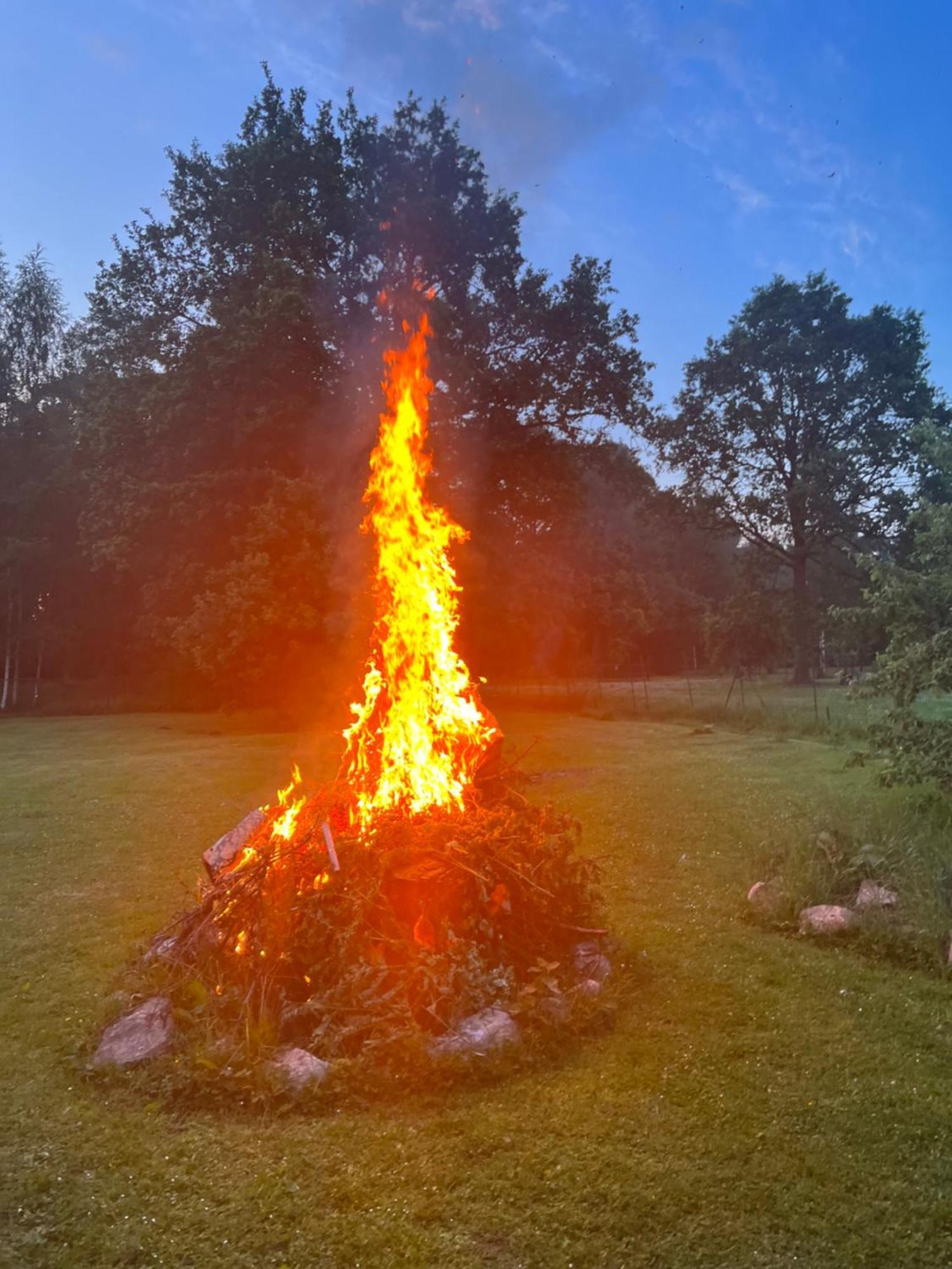 Auglu Ielas Pirts Maja Jūrkalne Esterno foto